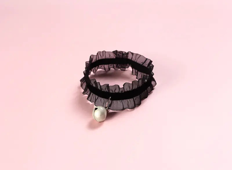 Lace Collar with Insect Repellent